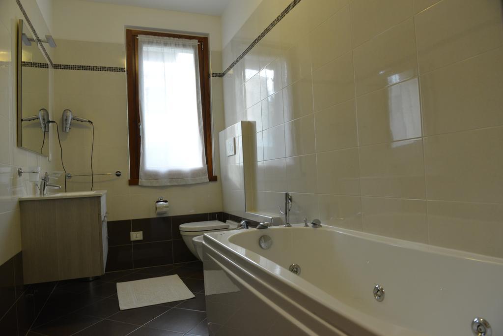 Residence Boschetti Manerba del Garda Pokój zdjęcie